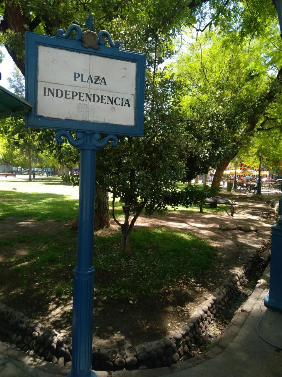 Appartement Plaza Independencia à Mendoza Extérieur photo